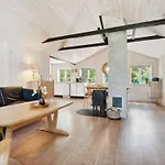 Ilmari - 150m From The Sea By Interhome *
