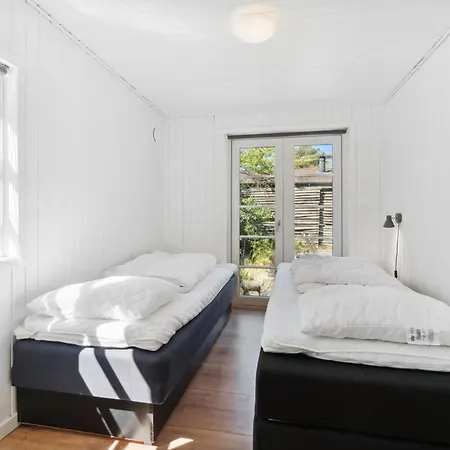 Ilmari - 150m From The Sea By Interhome